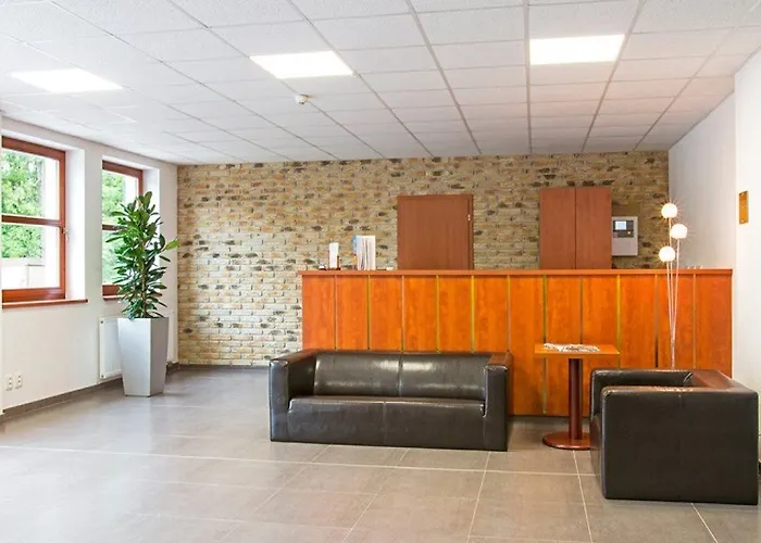 فندق Sporthotel Hostivice 3*