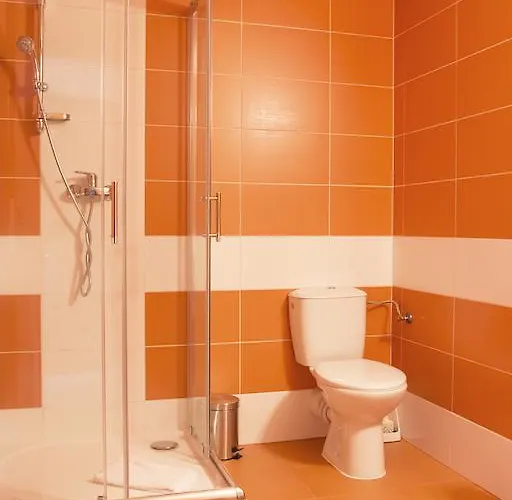 فندق Sporthotel Hostivice 3*