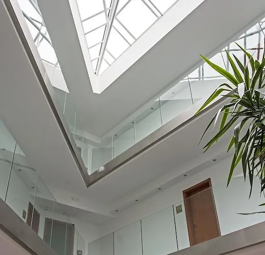 فندق Sporthotel Hostivice هوستيفايس