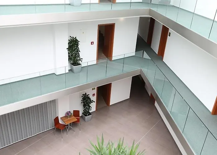 Sporthotel Hostivice فندق 3*