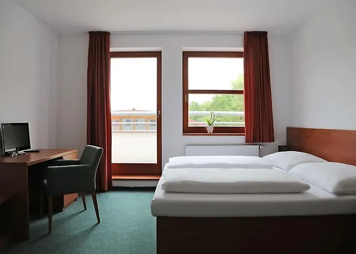 Sporthotel Hostivice 3* هوستيفايس