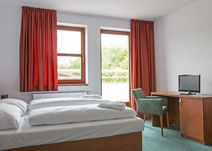 Sporthotel Hostivice 3* هوستيفايس