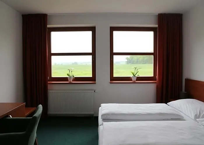 فندق Sporthotel Hostivice هوستيفايس