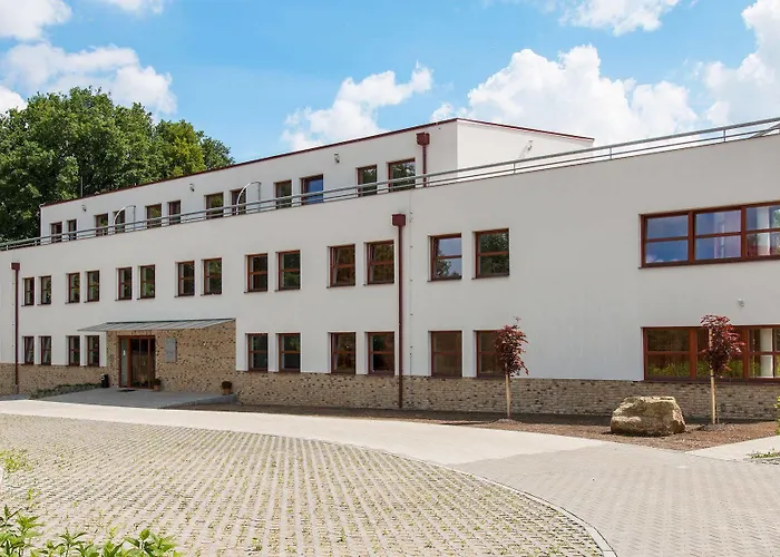 Sporthotel Hostivice فندق